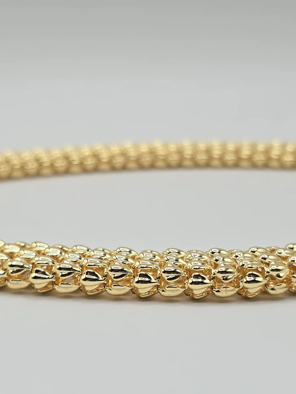 VTG Gold Tone Woven Mesh Collar Necklace Magnetic Clasp 1980s Statement 16